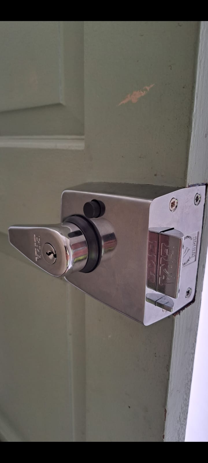 5 Things to Try When You Locked Yourself Out with The Key Left in the Door on The  Other Side of the Lock!